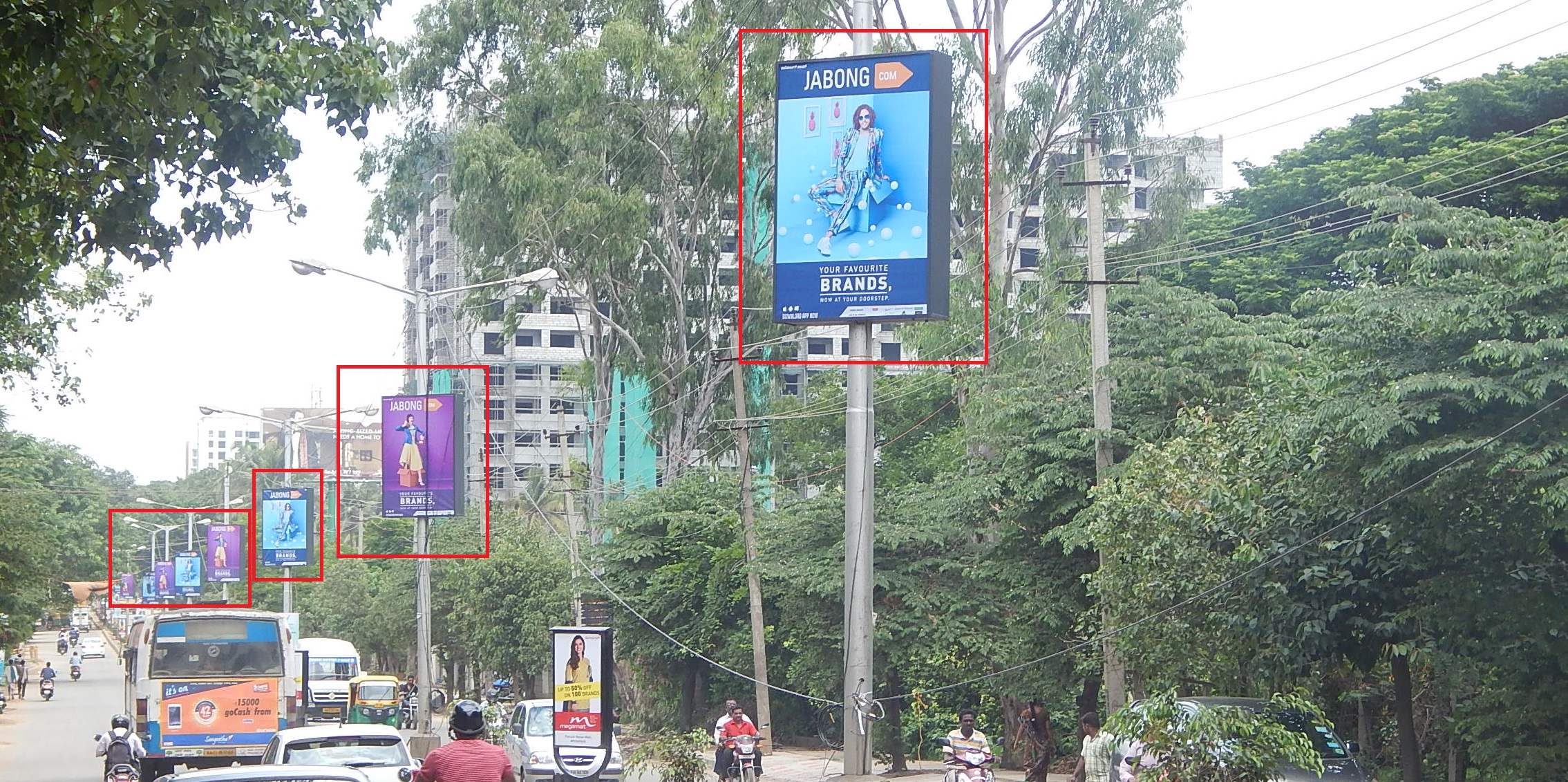 Pole Kiosk in Whitefield 33668 Advertising Rates